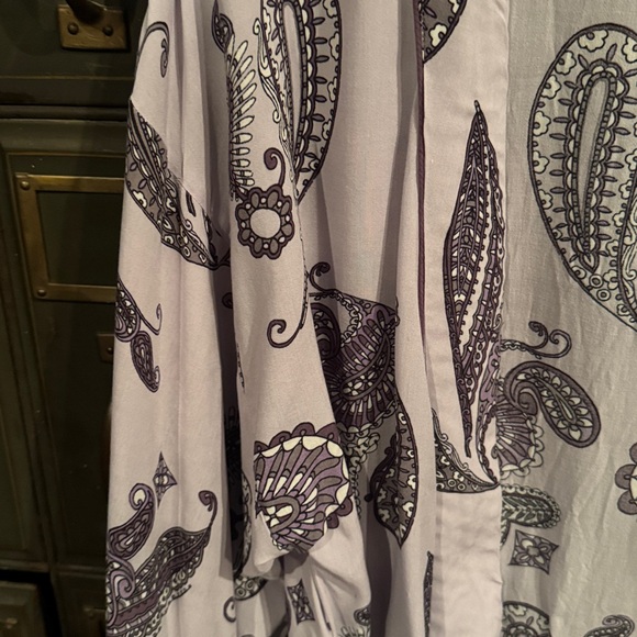 Nordstrom Lingerie Robe - Picture 4 of 7